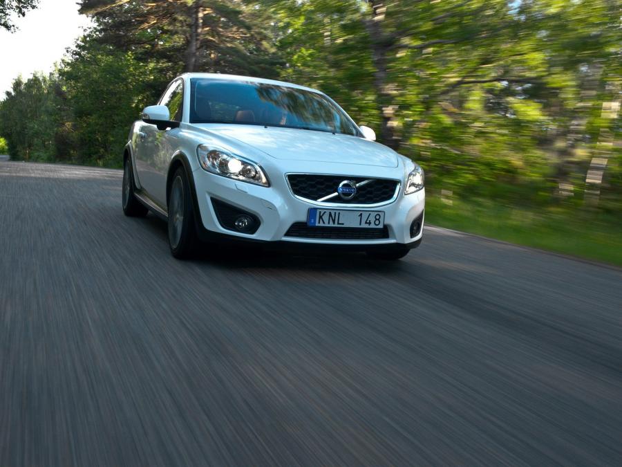  Volvo C30 T5 2009 года  (фото 6 из 9)